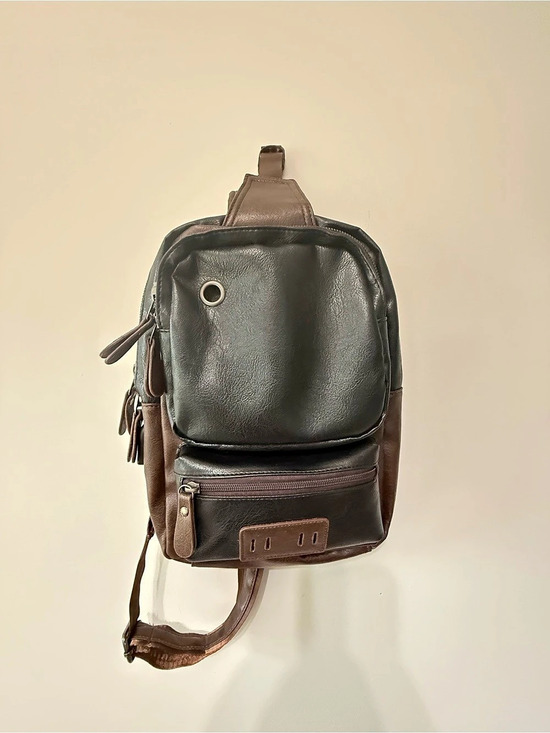 Amazon Other - Men's Two-Tone Leather Sling Backpack in Black & Brown